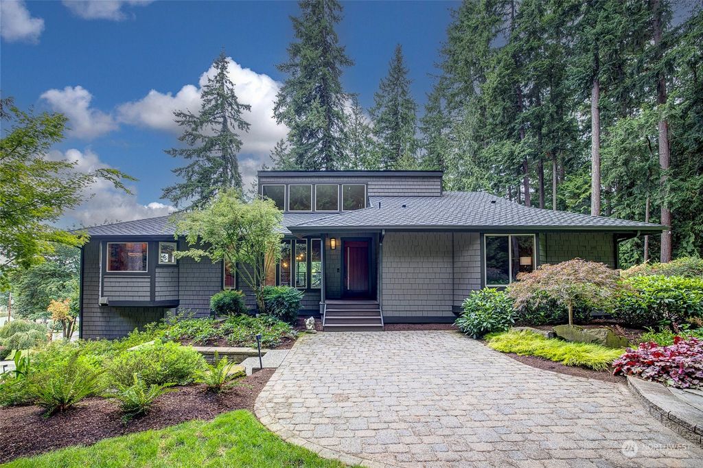 Photo of 15020 NE 144th Street, Redmond, WA 98052 (MLS # 2157506)
