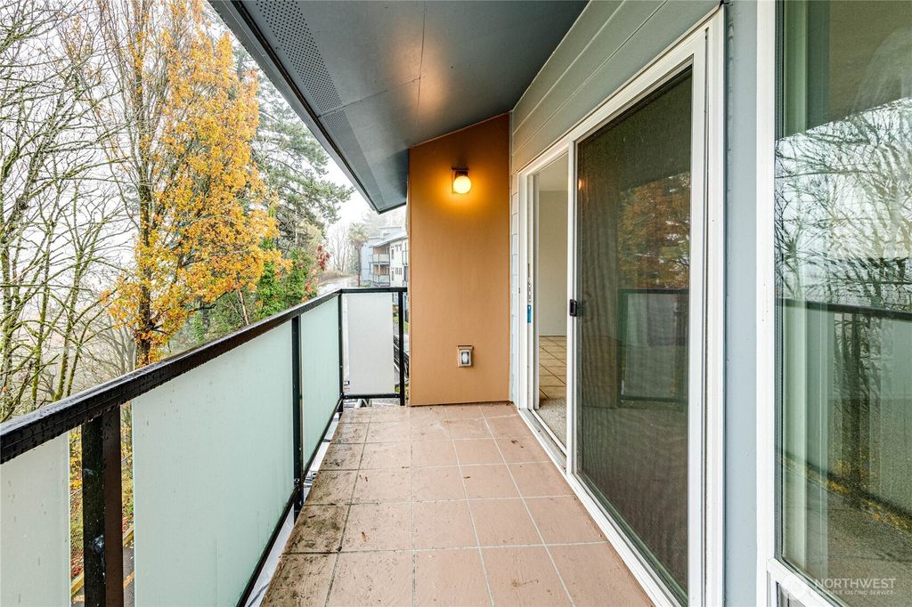 Photo of 15152 65th Avenue S #821, Tukwila, WA 98188 (MLS # 2455095)