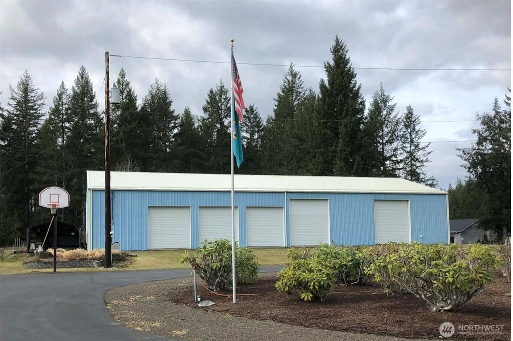 Photo of 14801 N US Hwy 101, Shelton, WA 98584 (MLS # 2472238)