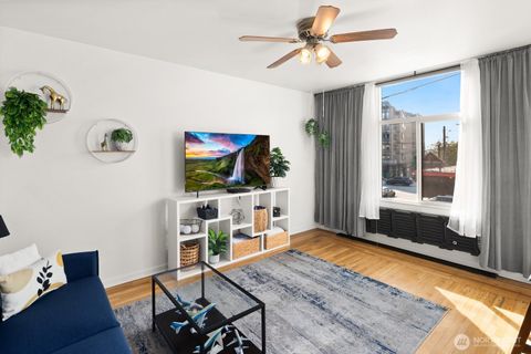 Photo of 22 John Street #10, Seattle, WA 98109 (MLS # 2438475)