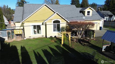 Photo of 1110 Railroad Avenue, Sedro Woolley, WA 98284 (MLS # 2469795)