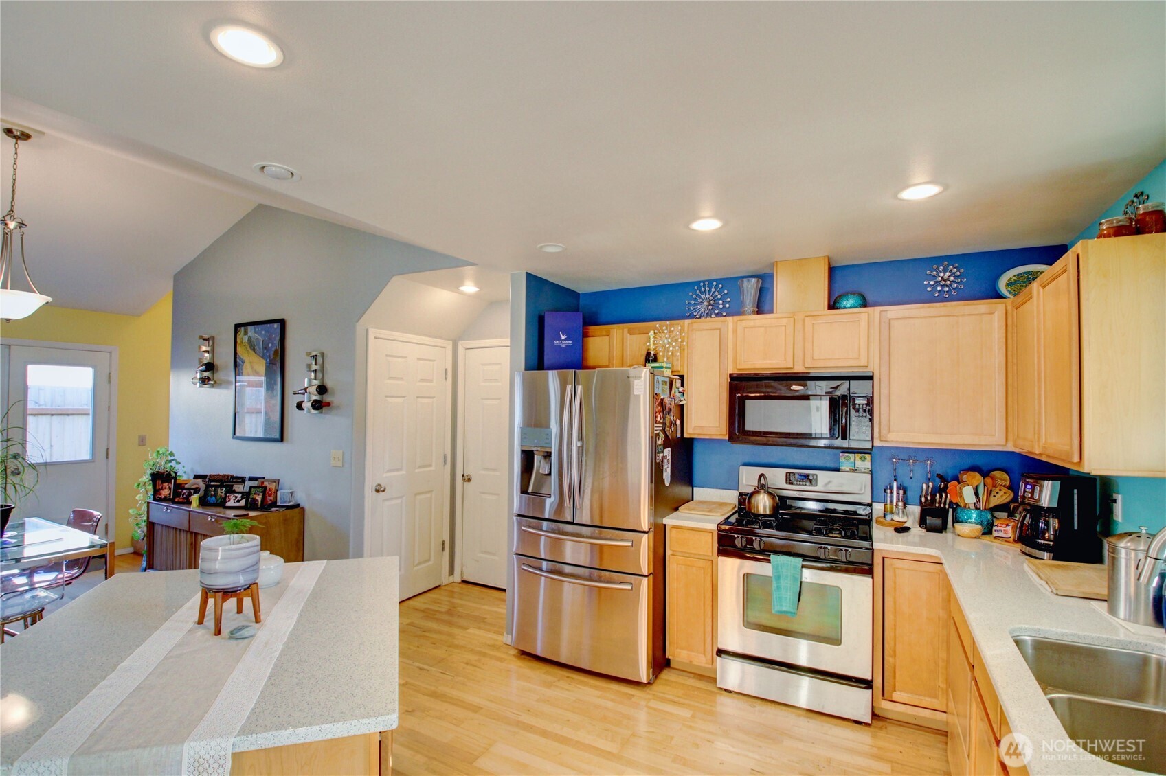 1110 Railroad Avenue