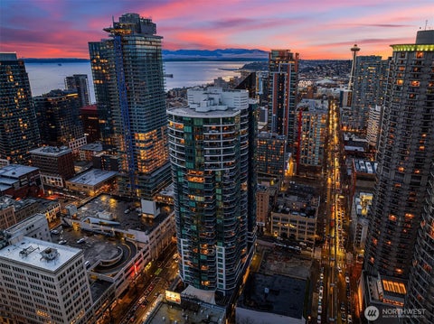 Photo of 1920 4th Avenue #1006, Seattle, WA 98101 (MLS # 2572729)