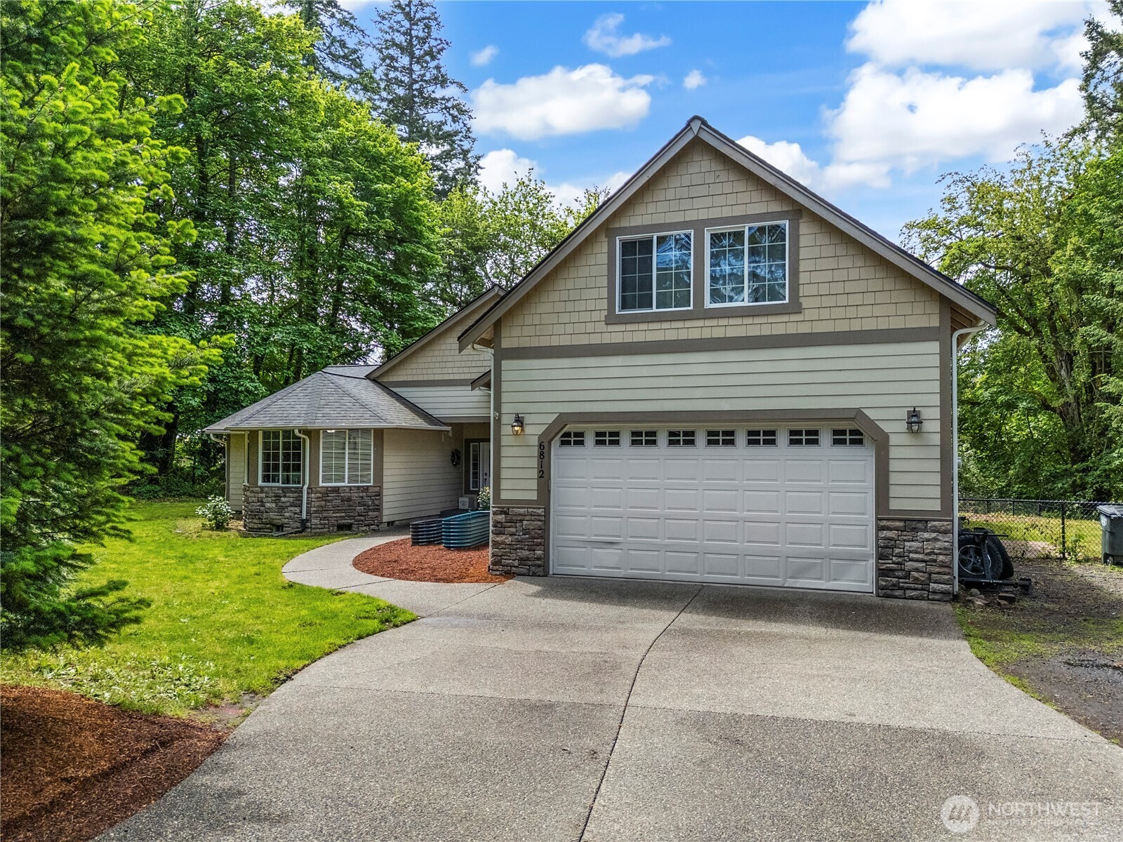 6812 Old Forest Lane