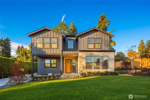 Photo of 638 11th Avenue Ave, Kirkland, WA 98033 (MLS # 2452862)