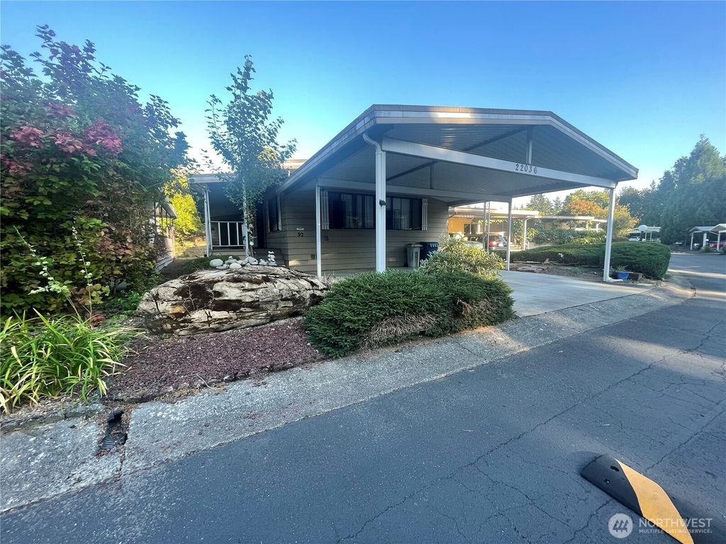 Photo of 22036 106th Place SE #92, Kent, WA 98031 (MLS # 2437064)