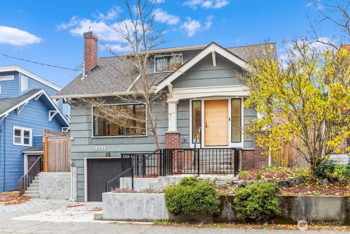 4711 Meridian Avenue N