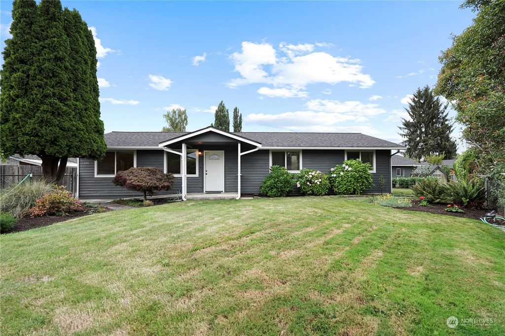 Photo of 526 1st Place, Pacific, WA 98047 (MLS # 2280941)