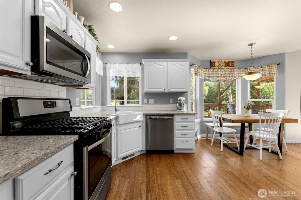 Photo of 7210 NW 2nd Avenue, Vancouver, WA 98665 (MLS # 2544760)