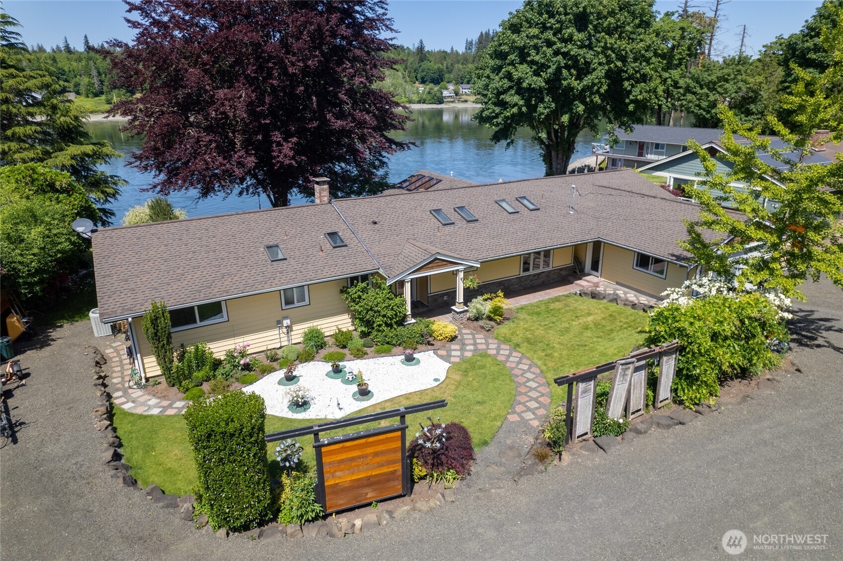 295 Bayview Road