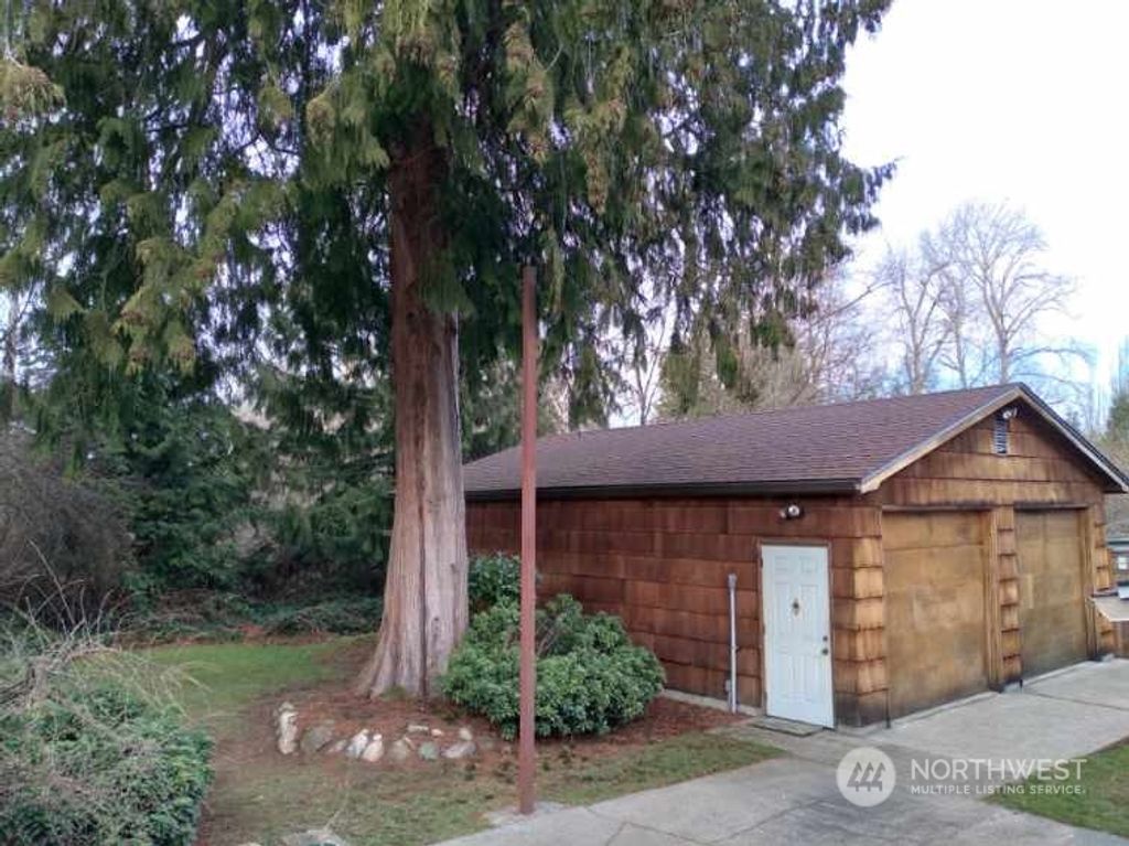 Photo of 2146 N 150th Street, Shoreline, WA 98133 (MLS # 2036953)