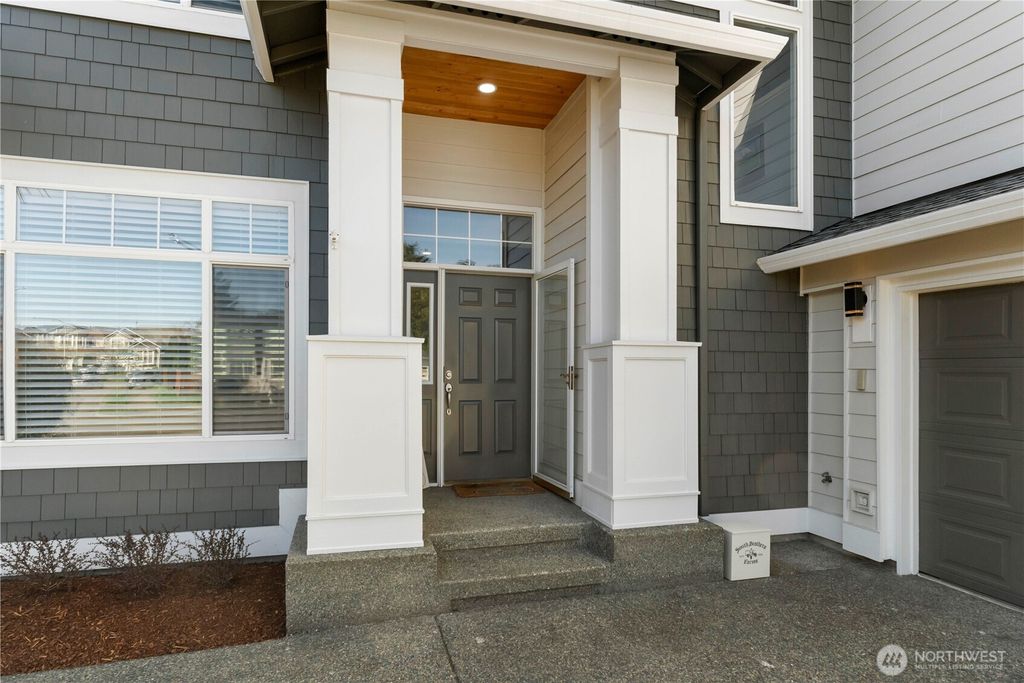 Photo of 6021 Olive Avenue SE, Auburn, WA 98092 (MLS # 2501206)