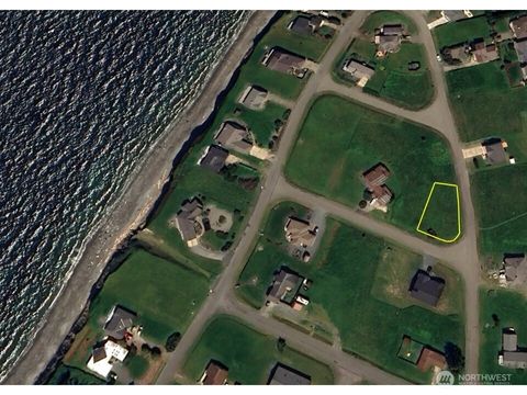 Photo of 0 Hacienda Drive, Coupeville, WA 98239 (MLS # 2362571)