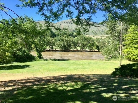 Photo of 1601 Kernan Road RD, Oroville, WA 98844 (MLS # 2585049)