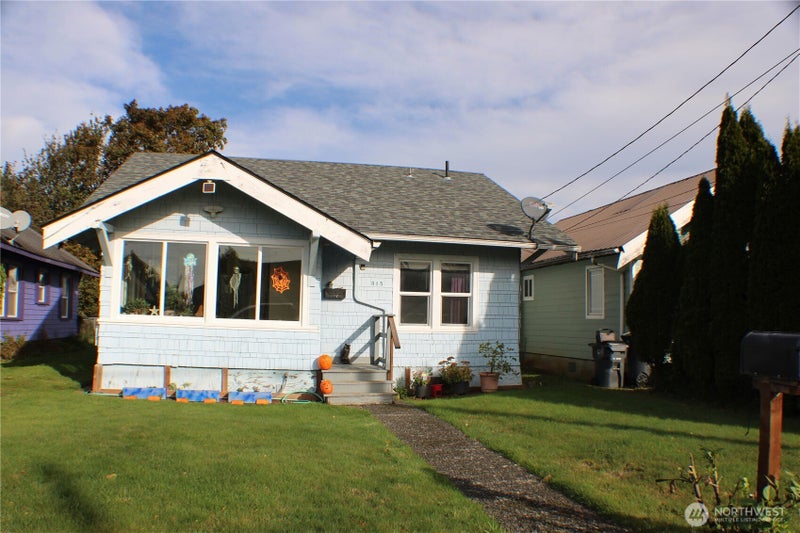 315 Eklund Avenue