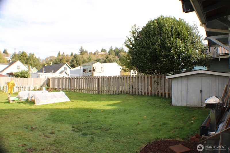 315 Eklund Avenue
