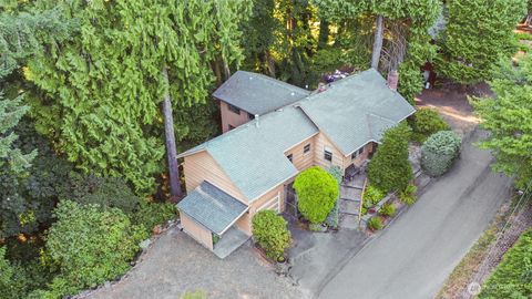 Photo of 2501 Otis Street SE, Olympia, WA 98501 (MLS # 2420843) Photo of 2501 Otis Street SE, Olympia, WA 98501 (MLS # 2420843)