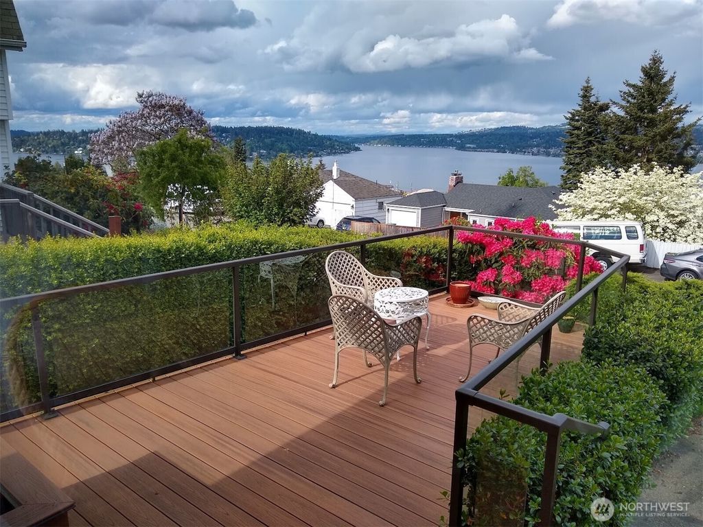 Photo of 11027 Auburn Avenue S, Seattle, WA 98178 (MLS # 2488075)