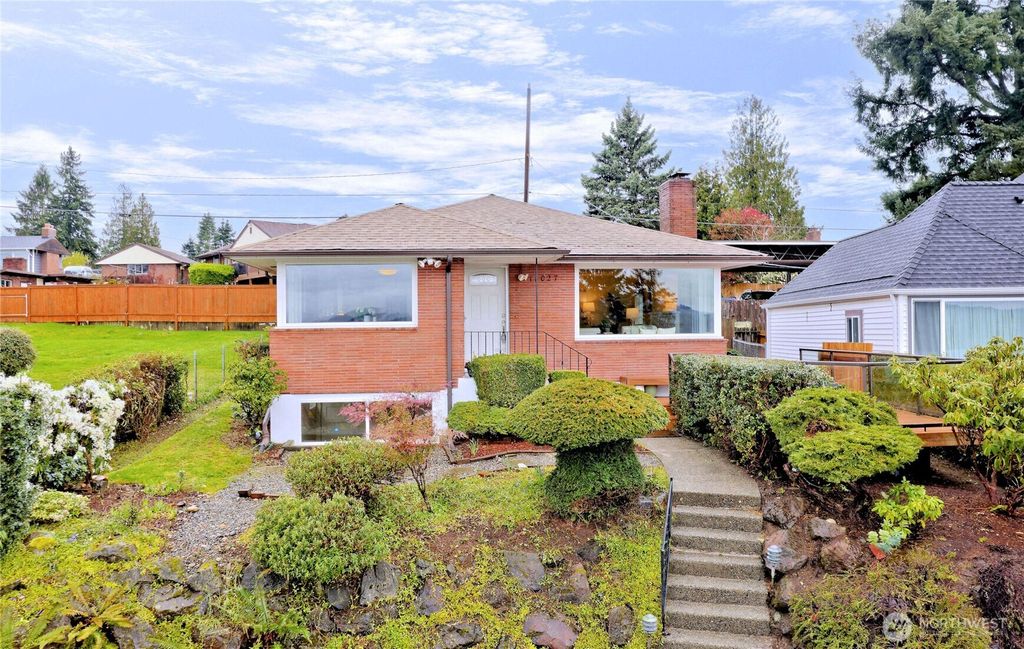 Photo of 11027 Auburn Avenue S, Seattle, WA 98178 (MLS # 2488075)