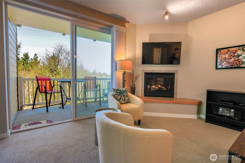 262 Oyhut Bay Boulevard SW 305