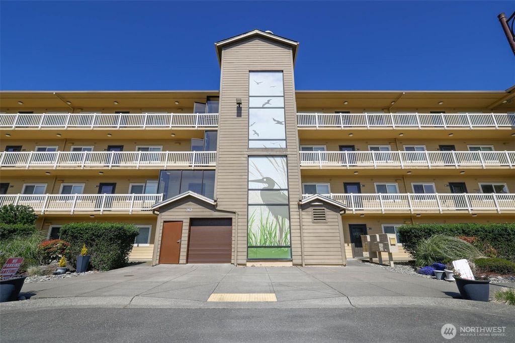 Photo of 262 Oyhut Bay Boulevard SW #305, Ocean Shores, WA 98569 (MLS # 2506621)