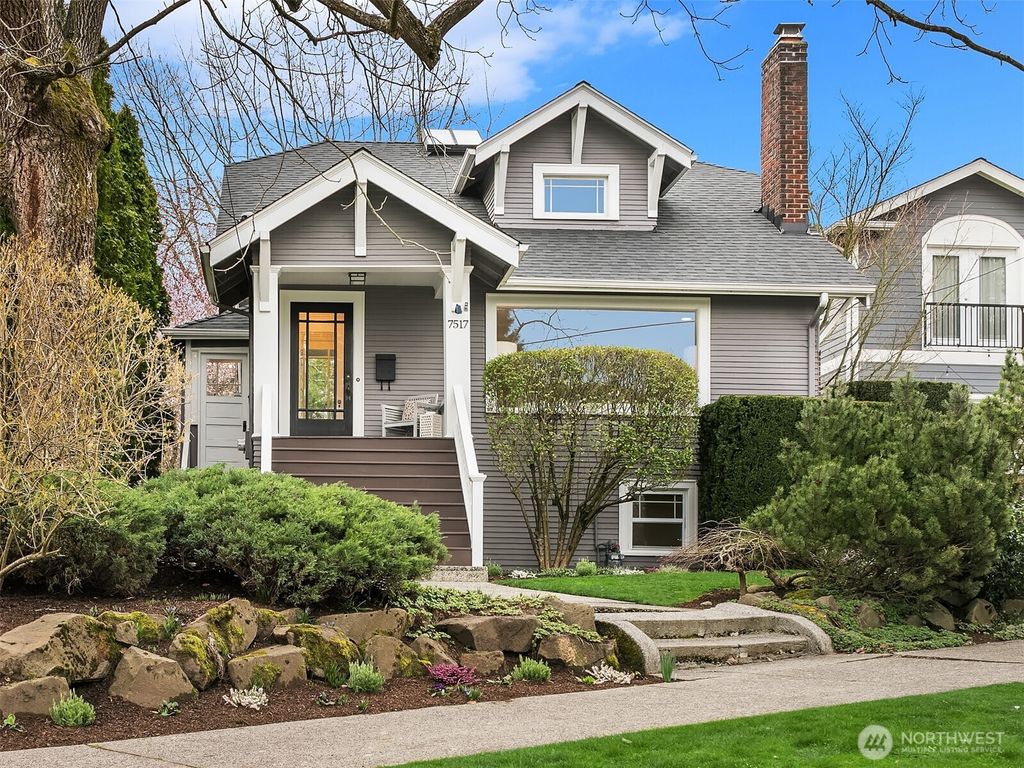 Photo of 7517 Linden Avenue N, Seattle, WA 98103 (MLS # 2342402)