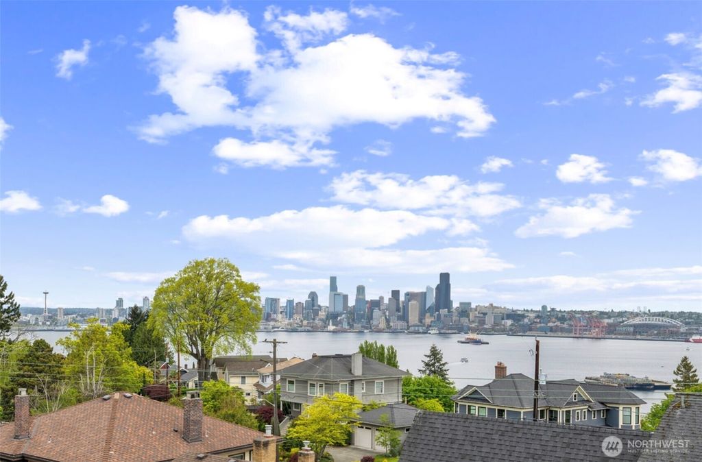 Photo of 1712 California Avenue SW #B, Seattle, WA 98116 (MLS # 2368663)