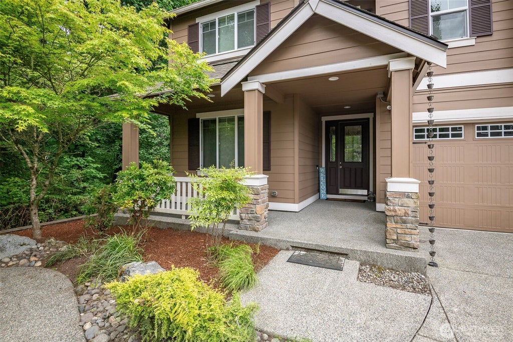 Photo of 18930 179th Place SE, Renton, WA 98058 (MLS # 2544913)