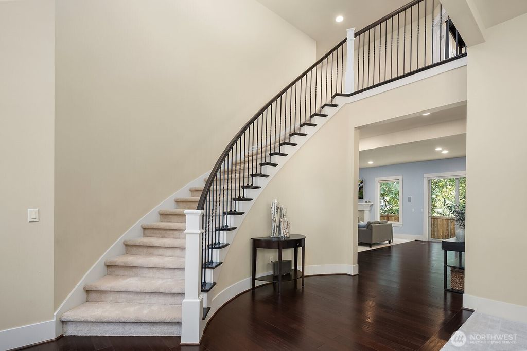 Photo of 20836 SE 22nd Place, Sammamish, WA 98075 (MLS # 2368874)