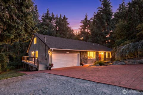 Photo of 3662 82nd Avenue Ct W, University Place, WA 98466 (MLS # 2568543)