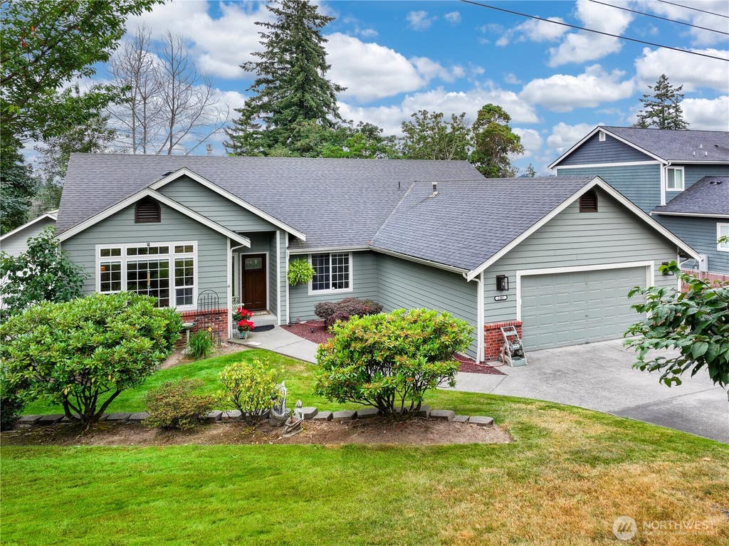 Photo of 2307 16th Avenue, Milton, WA 98354 (MLS # 2549192)