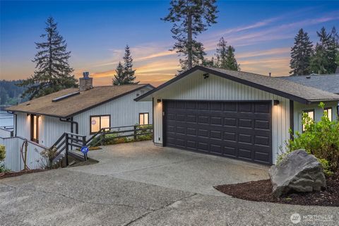 Photo of 461 SE Kamilche Shores Road, Shelton, WA 98584 (MLS # 2512999)