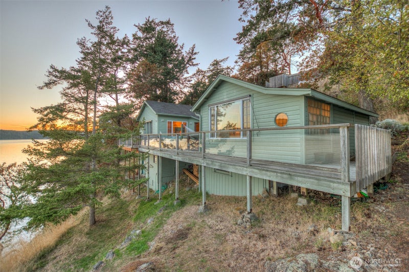 8278 Orcas Road