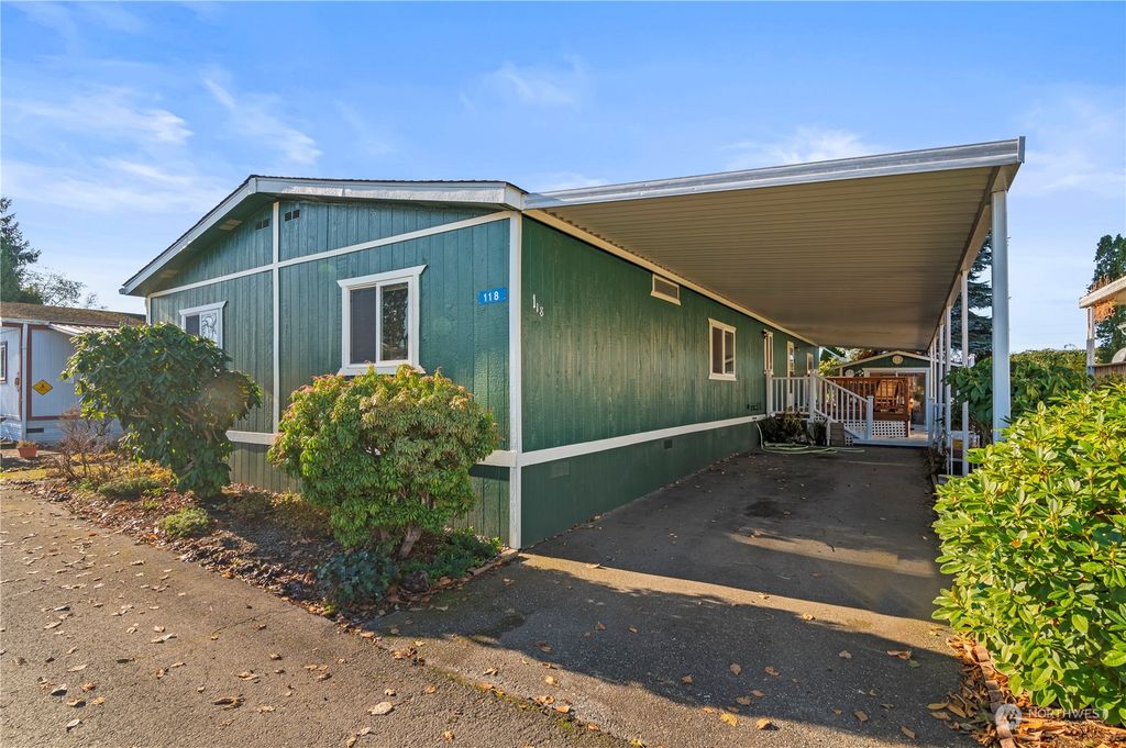 Photo of 16600 25th Avenue NE #118, Marysville, WA 98271 (MLS # 2181123)