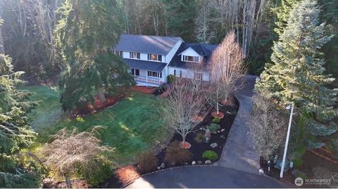 185 Belmont Place Camano Island WA 98282
