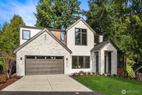 Photo of 10620 NE 28th Place, Bellevue, WA 98004 (MLS # 2465984)