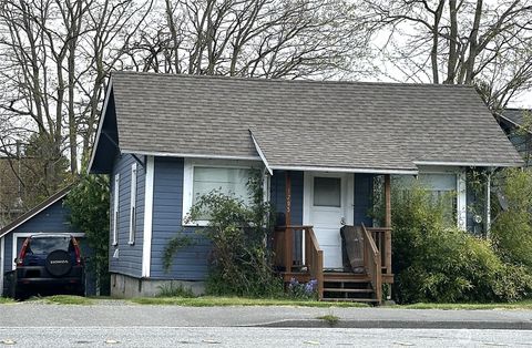 1205 E Maple Street Bellingham WA 98225