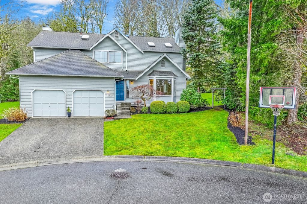 Photo of 18109 NE 108th Court, Redmond, WA 98052 (MLS # 2344537)