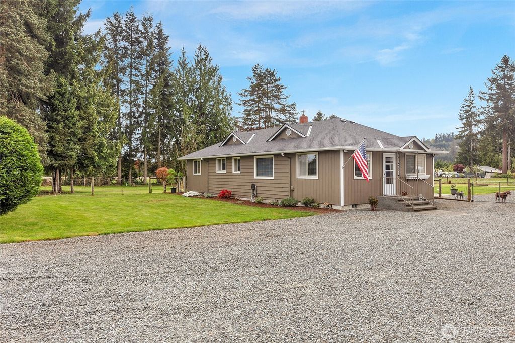 Photo of 11232 159th Avenue NE, Granite Falls, WA 98252 (MLS # 2515481)