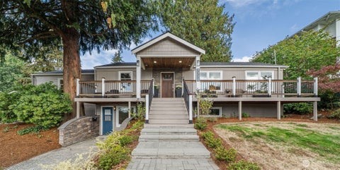 Photo of 7726 30th Avenue NE, Seattle, WA 98115 (MLS # 2586173)