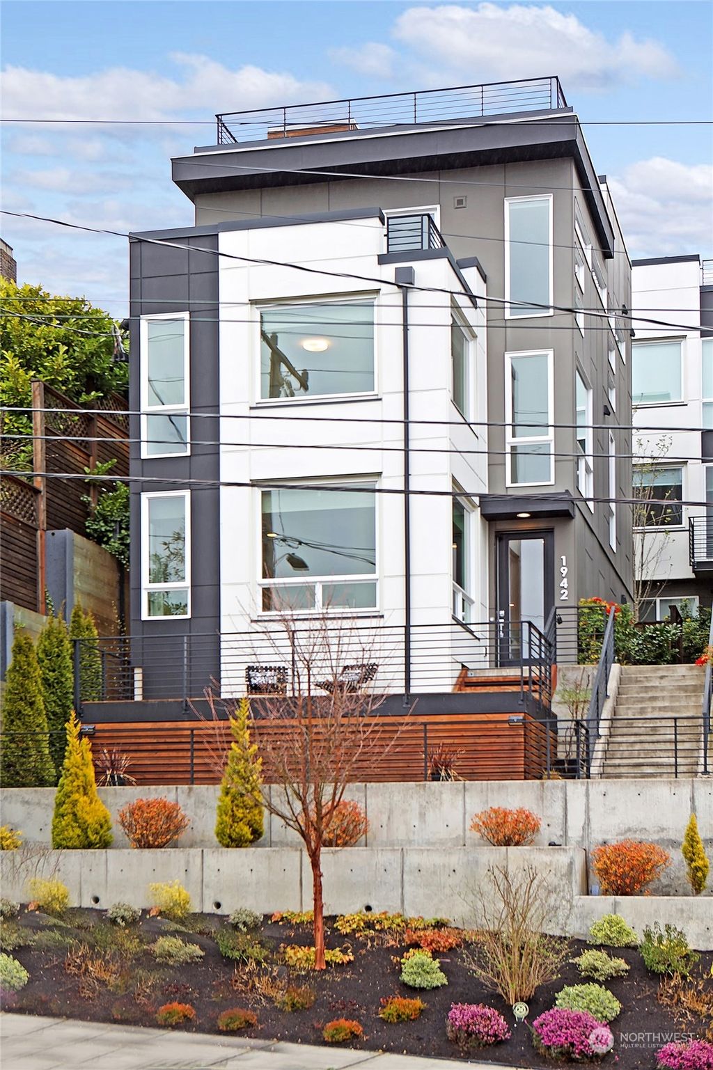 Photo of 1942 10th Avenue W, Seattle, WA 98119 (MLS # 2055888)