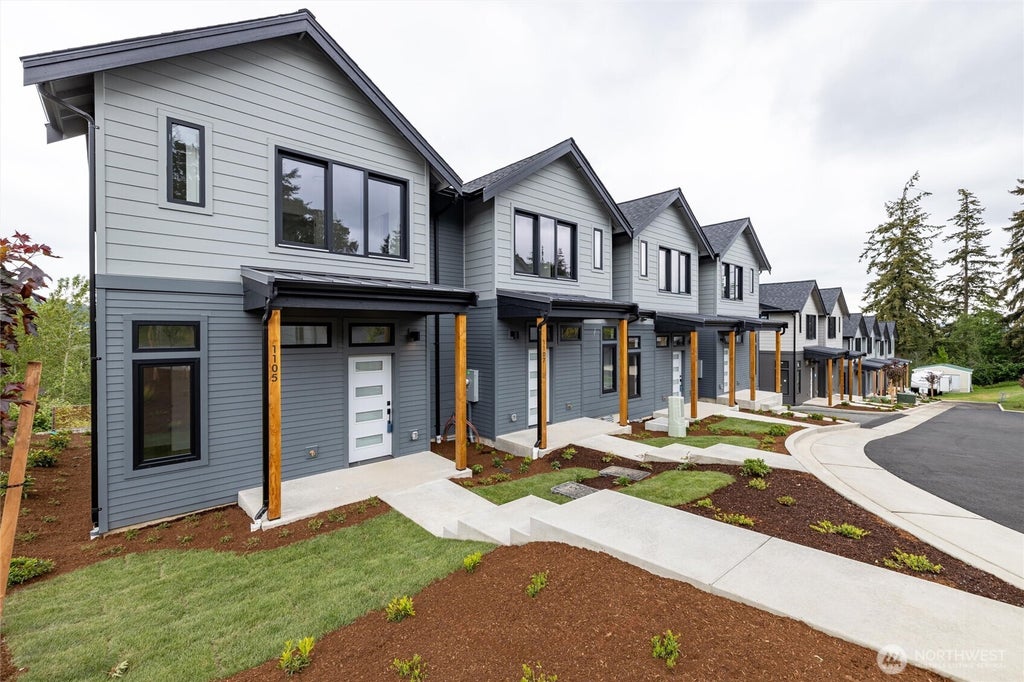 Photo of 1105 Divine Lane, Bellingham, WA 98229 (MLS # 2588698)