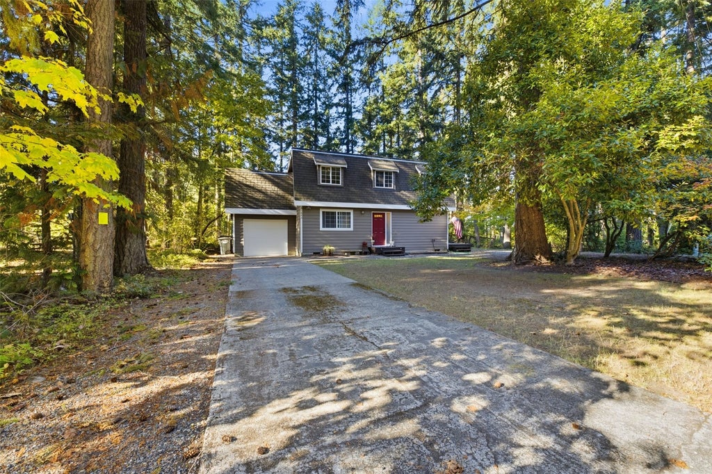 Photo of 21842 Crest Lane SE, Yelm, WA 98597 (MLS # 2596420)