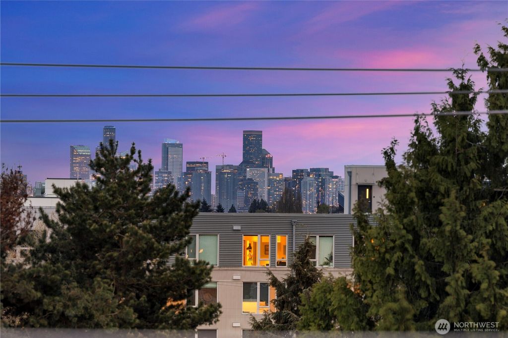 Photo of 816 NE 70th Street, Seattle, WA 98115 (MLS # 2440676)