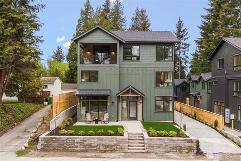 Photo of 3020 NE 95th Street, Seattle, WA 98115 (MLS # 2585608)