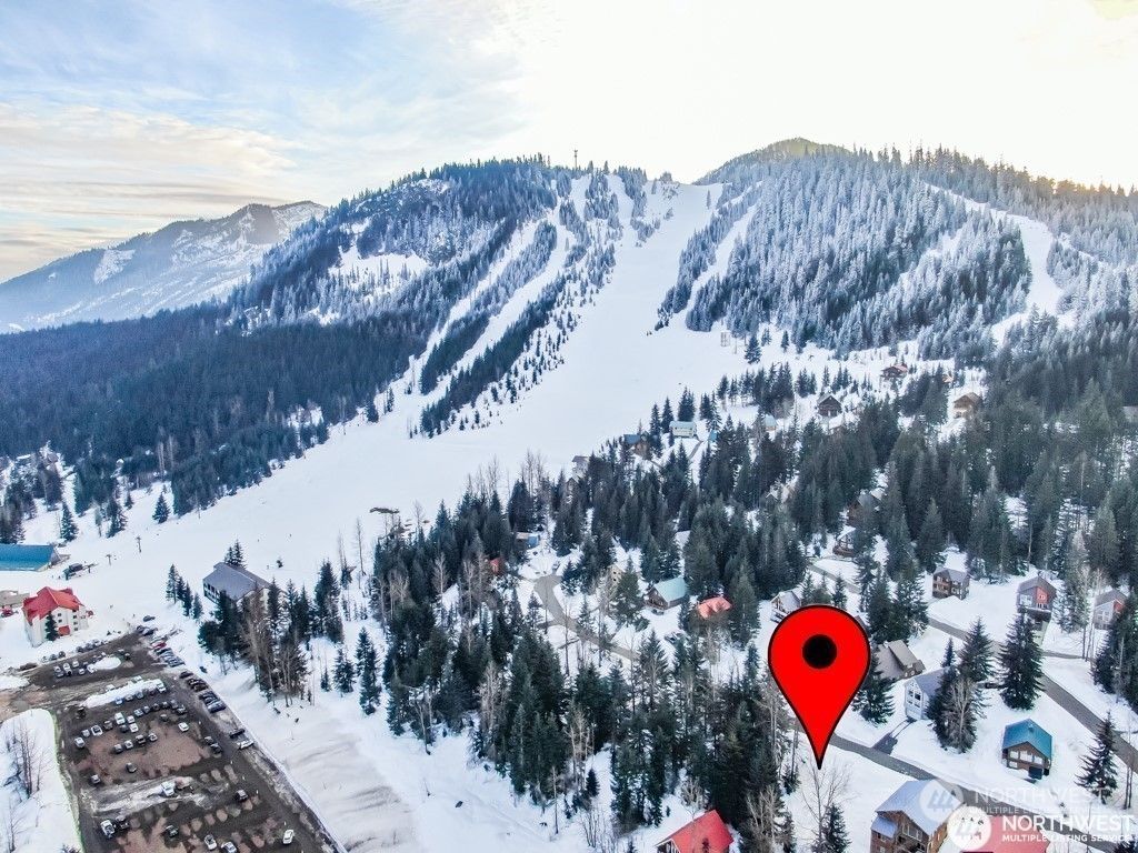 Photo of 60 Chamonix Place, Snoqualmie Pass, WA 98068 (MLS # 2318918)