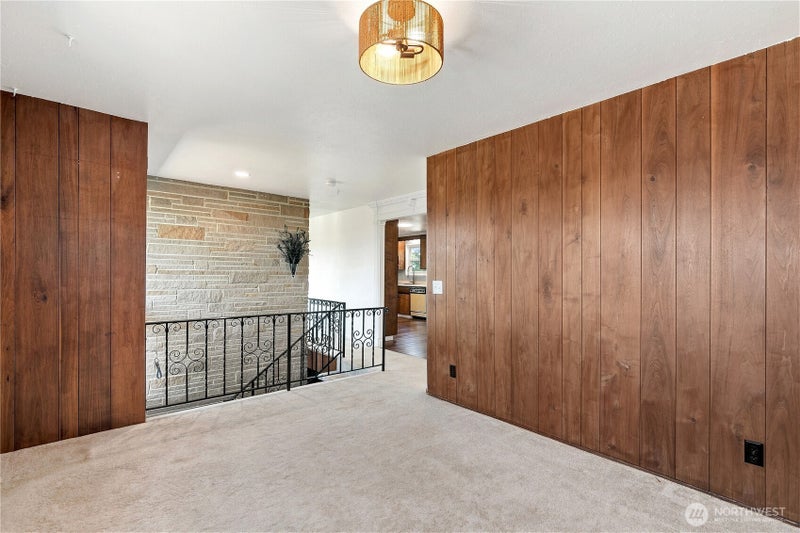 2455 Lenore Drive