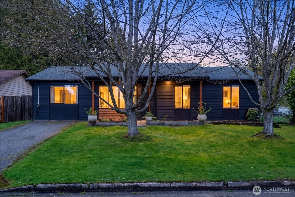 Photo of 327 213 Place SW, Bothell, WA 98021 (MLS # 2507309)