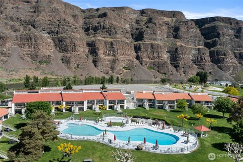 Photo of 8903 Crescent Bar Road Rd NW #101, Quincy, WA 98848 (MLS # 2371253)