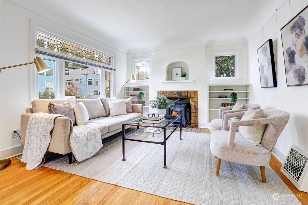 Photo of 1810 17th Avenue S, Seattle, WA 98144 (MLS # 2053033)